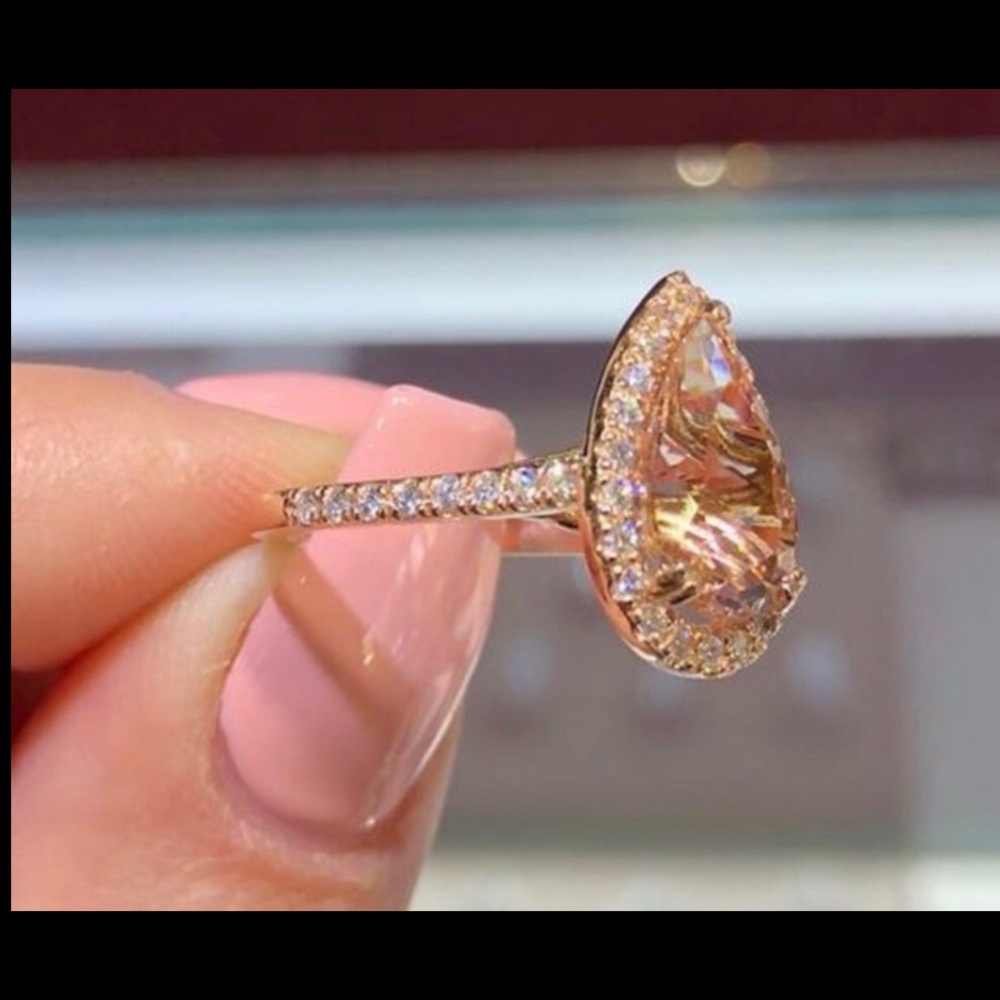 Ring - Picture 3 of 3